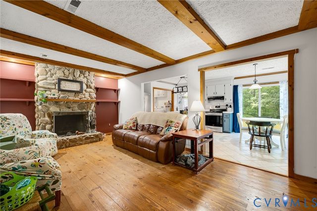 1460 Stokes Station Rd, Goochland, VA 23063