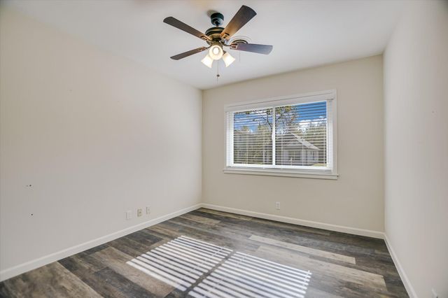 1601 E 19th ST, Georgetown, TX 78626