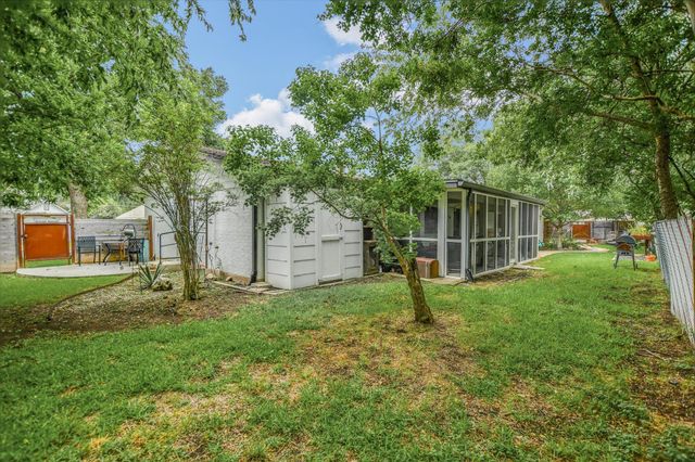 1601 E 19th ST, Georgetown, TX 78626