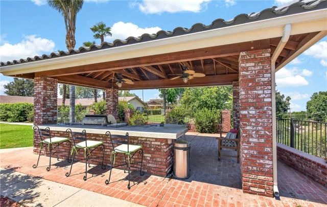 645 Los Altos, Redlands, CA 92373