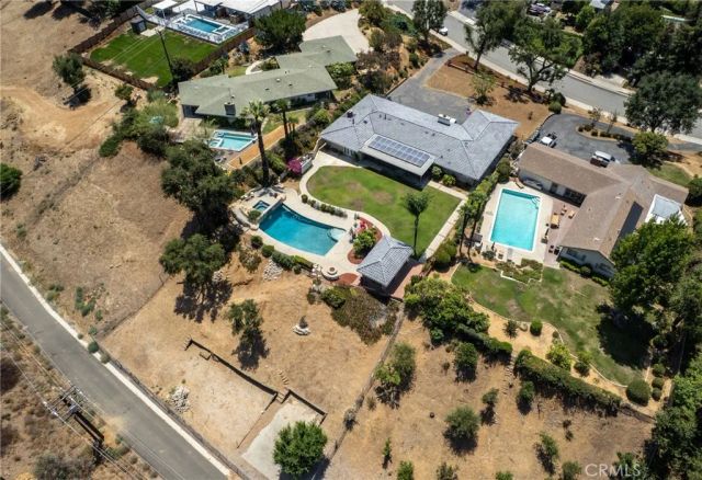 645 Los Altos, Redlands, CA 92373