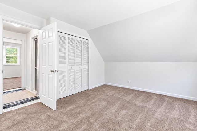 233 Pinecrest Beach Dr, Falmouth, MA 02536