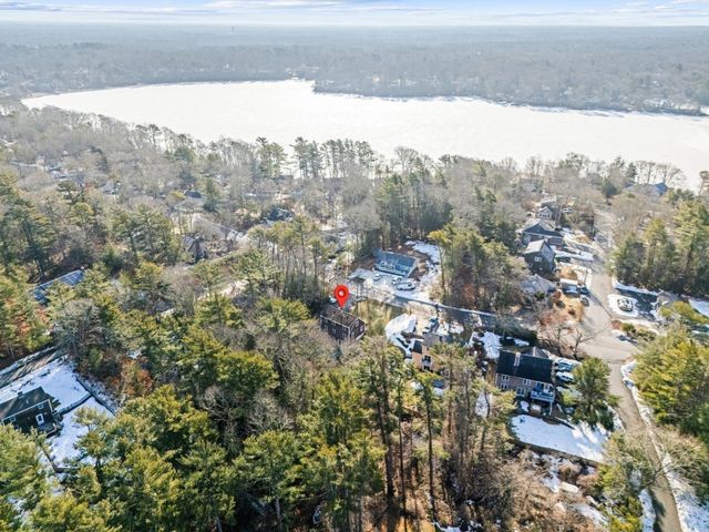 233 Pinecrest Beach Dr, Falmouth, MA 02536