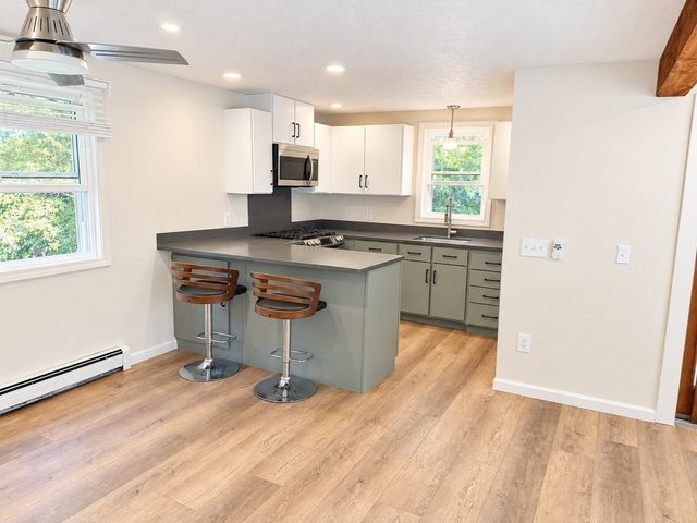 233 Pinecrest Beach Dr, Falmouth, MA 02536