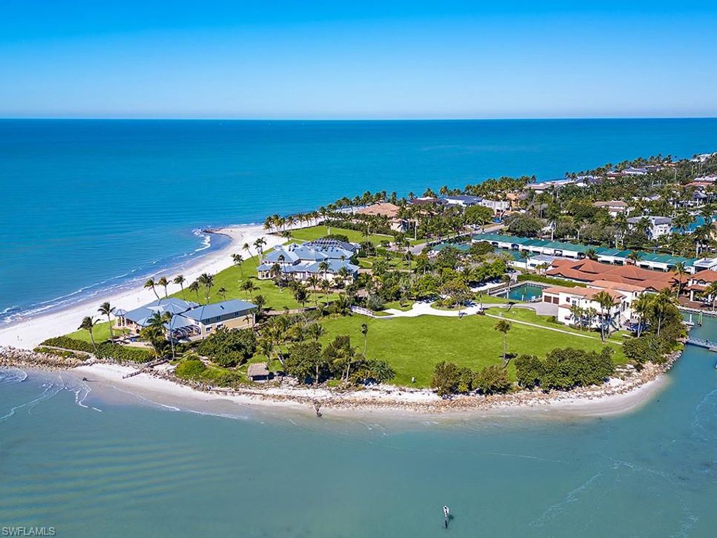 210 & 220 Bay RD, NAPLES, FL 34102 — photo 3