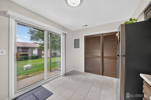 207 Mandon Court, South Brunswick, NJ 08540