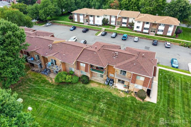 207 Mandon Court, South Brunswick, NJ 08540