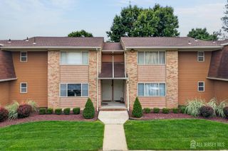 207 Mandon Court, South Brunswick, NJ 08540