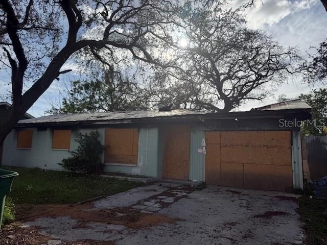 10706 N CENTRAL AVENUE, Tampa, FL 33612