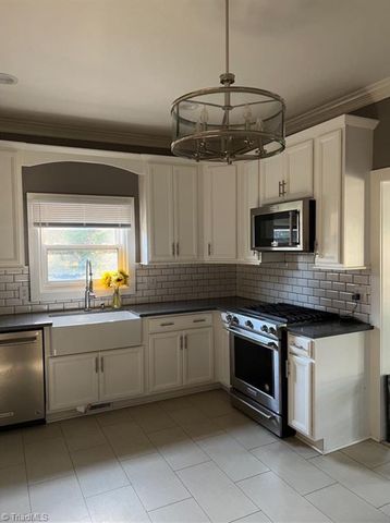 1310 Union Cross Road, Kernersville, NC 27284