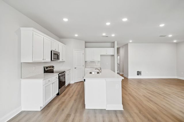 304 Stonehaus Circle, Antioch, TN 37013