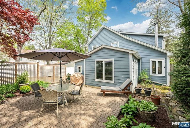 484 Pulis Avenue, Franklin Lakes, NJ 07417