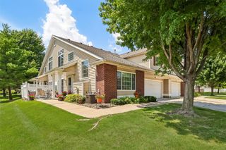 5462 Longview Court 1, Johnston, IA 50131