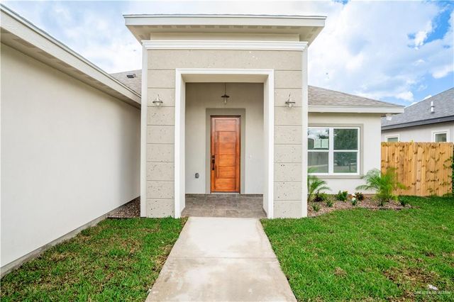 1107 W I Street, Mission, TX 78572