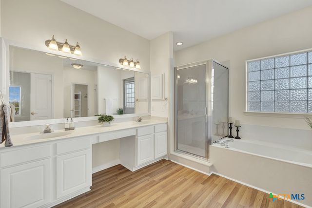 2305 Connie Drive 102, Canyon Lake, TX 78133