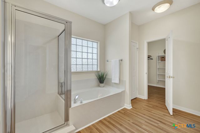 2305 Connie Drive 102, Canyon Lake, TX 78133