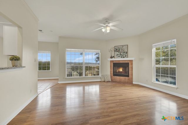 2305 Connie Drive 102, Canyon Lake, TX 78133