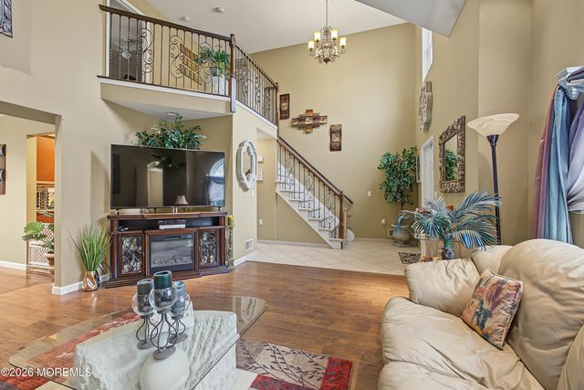 27 Silverbrooke Circle, Howell, NJ 07731