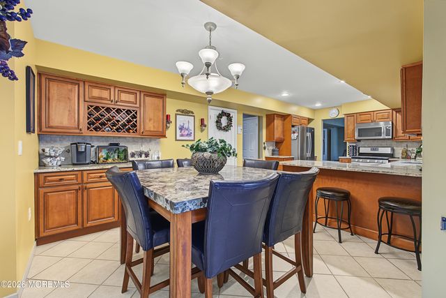 27 Silverbrooke Circle, Howell, NJ 07731