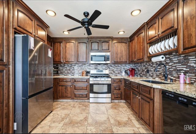 10328 Shellabarger Rd CA, Bakersfield, CA 93312