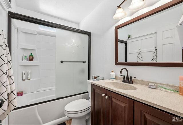10328 Shellabarger Rd CA, Bakersfield, CA 93312