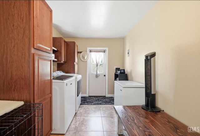10328 Shellabarger Rd CA, Bakersfield, CA 93312