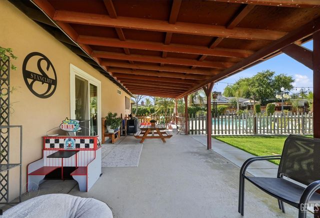 10328 Shellabarger Rd CA, Bakersfield, CA 93312