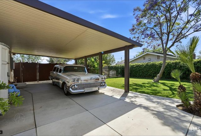 10328 Shellabarger Rd CA, Bakersfield, CA 93312