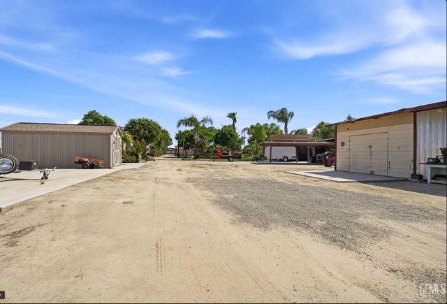 10328 Shellabarger Rd CA, Bakersfield, CA 93312