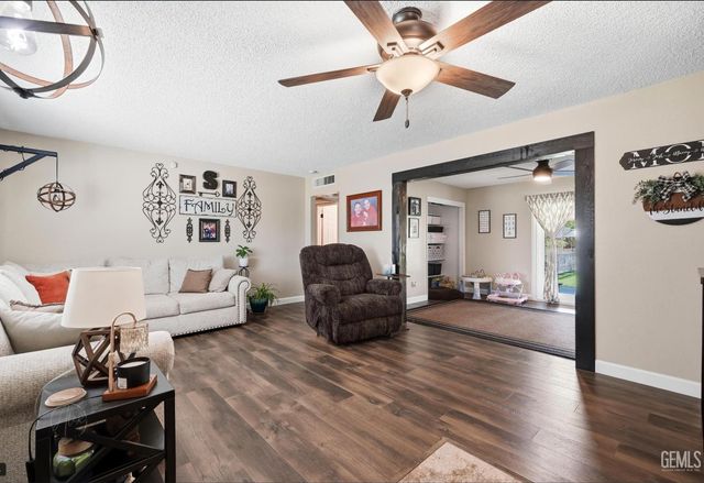 10328 Shellabarger Rd CA, Bakersfield, CA 93312