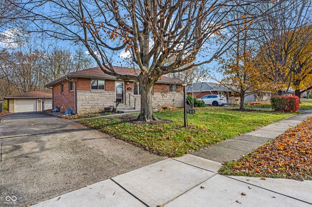 725 S 4th Avenue, Beech Grove, IN 46107