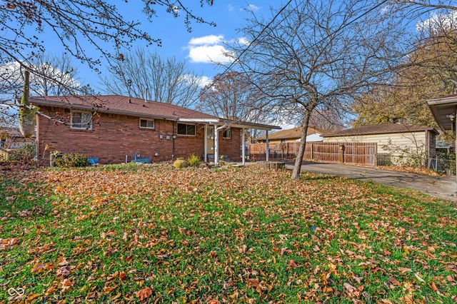 725 S 4th Avenue, Beech Grove, IN 46107