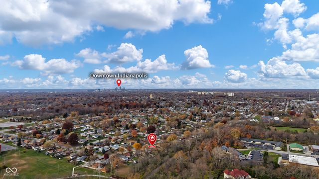 725 S 4th Avenue, Beech Grove, IN 46107