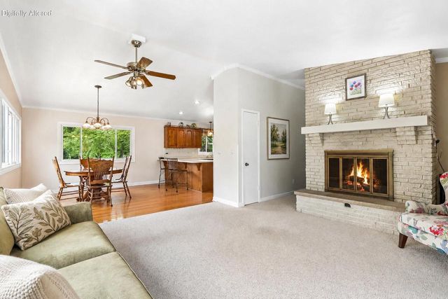 804 Lochtyn RIDGE, Wales, WI 53183