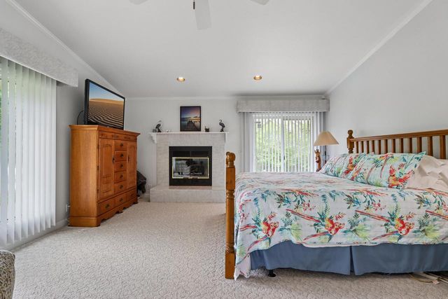 804 Lochtyn RIDGE, Wales, WI 53183