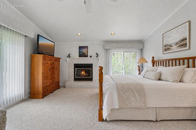 804 Lochtyn RIDGE, Wales, WI 53183