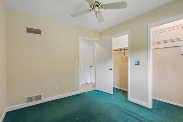 804 Lochtyn RIDGE, Wales, WI 53183