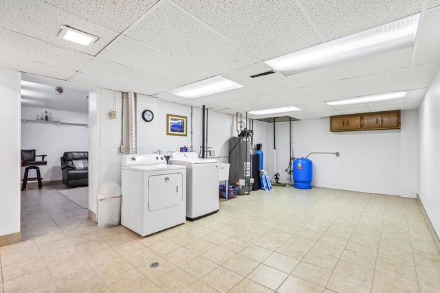 804 Lochtyn RIDGE, Wales, WI 53183