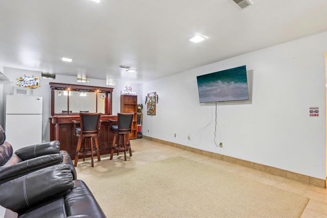 804 Lochtyn RIDGE, Wales, WI 53183