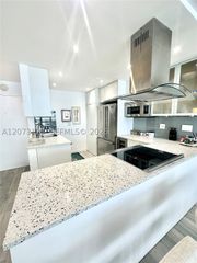 600 NE 36th St 705, Miami, FL 33137
