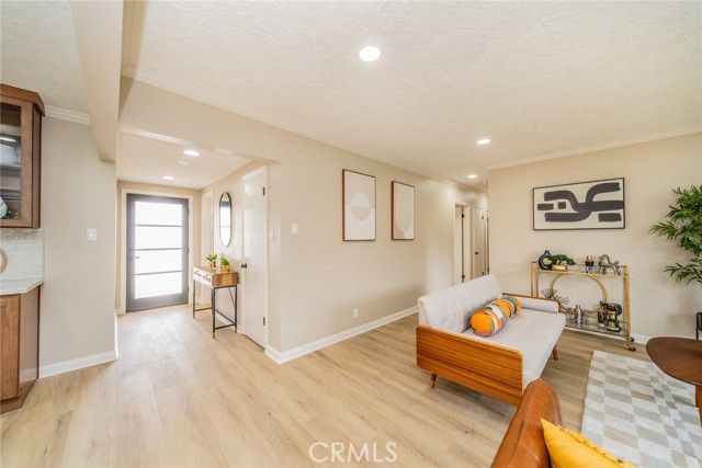 1475 Grove, Upland, CA 91786