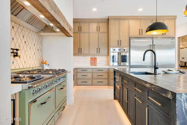 1090 Vista Ridge Lane, Westlake Village, CA 91362