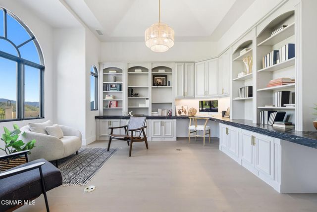 1090 Vista Ridge Lane, Westlake Village, CA 91362