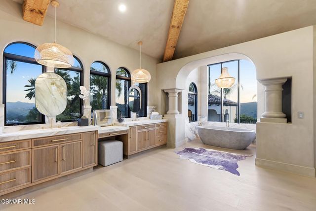 1090 Vista Ridge Lane, Westlake Village, CA 91362