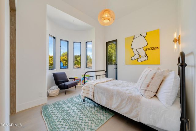 1090 Vista Ridge Lane, Westlake Village, CA 91362