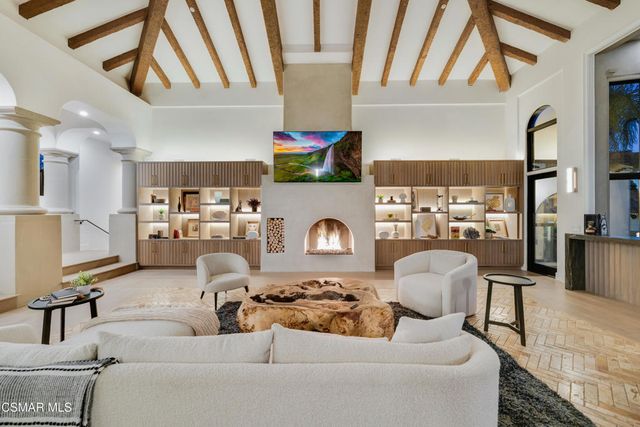 1090 Vista Ridge Lane, Westlake Village, CA 91362