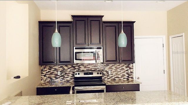 1652 PLUMERIA PLACE, Oviedo, FL 32765