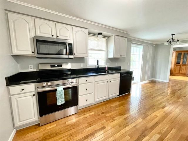 6439 Sharon Drive, Sennett, NY 13021