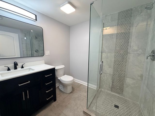 8118 S Saint Lawrence Avenue, Chicago, IL 60619