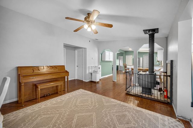 213 N 450 E, Valparaiso, IN 46383